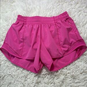 Lululemon Hotty Hot Low Rise Short 4" Pink